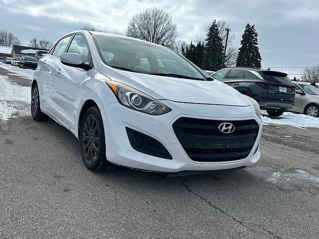 Used 2016 Hyundai Elantra GT image 9
