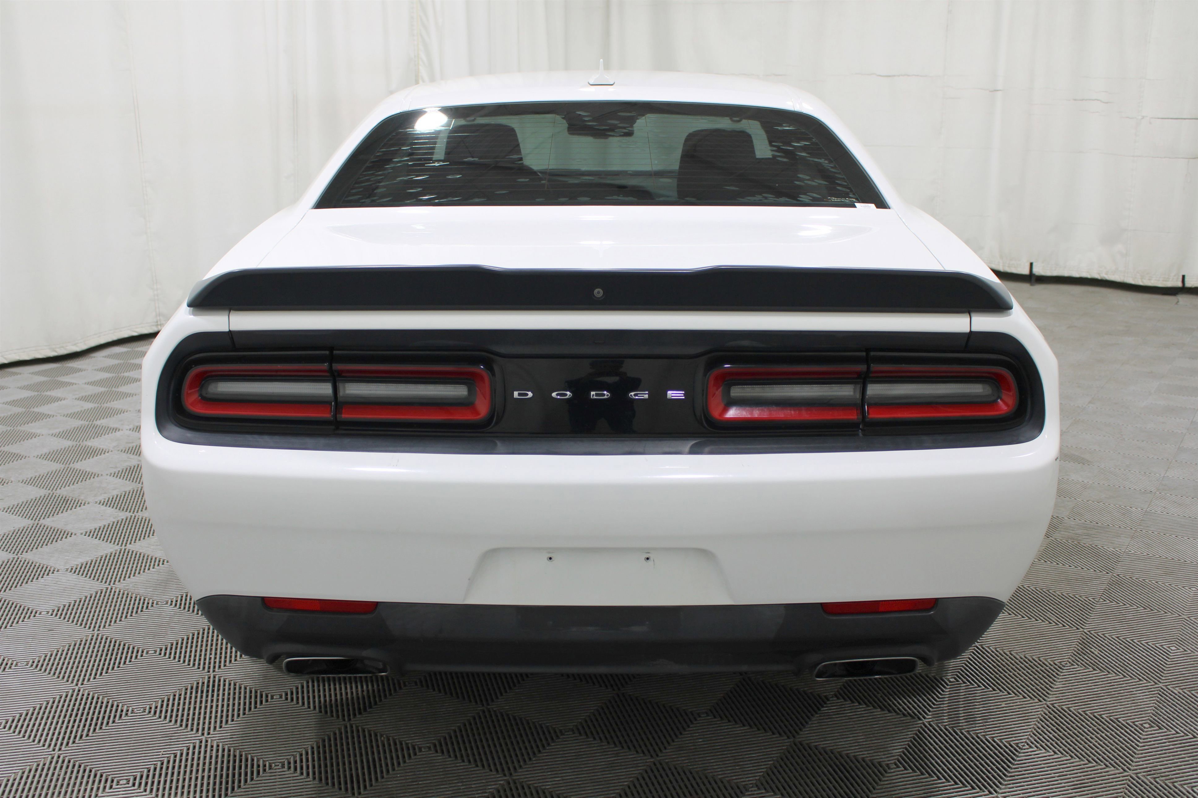 Used 2018 Dodge Challenger R/T w/ Blacktop Package image 29