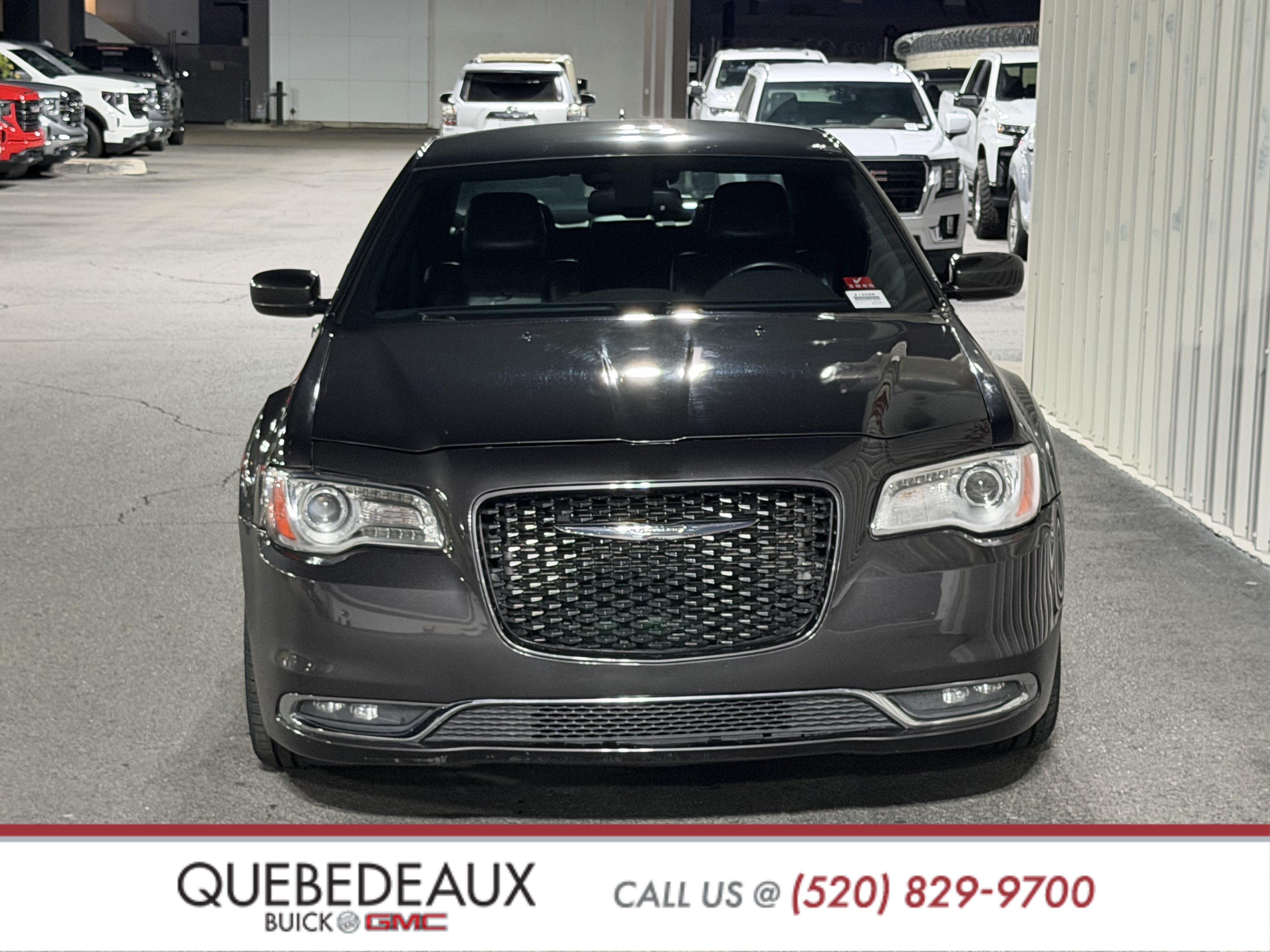 Used 2018 Chrysler 300 S w/ S Model Appearance Package RWD image 6