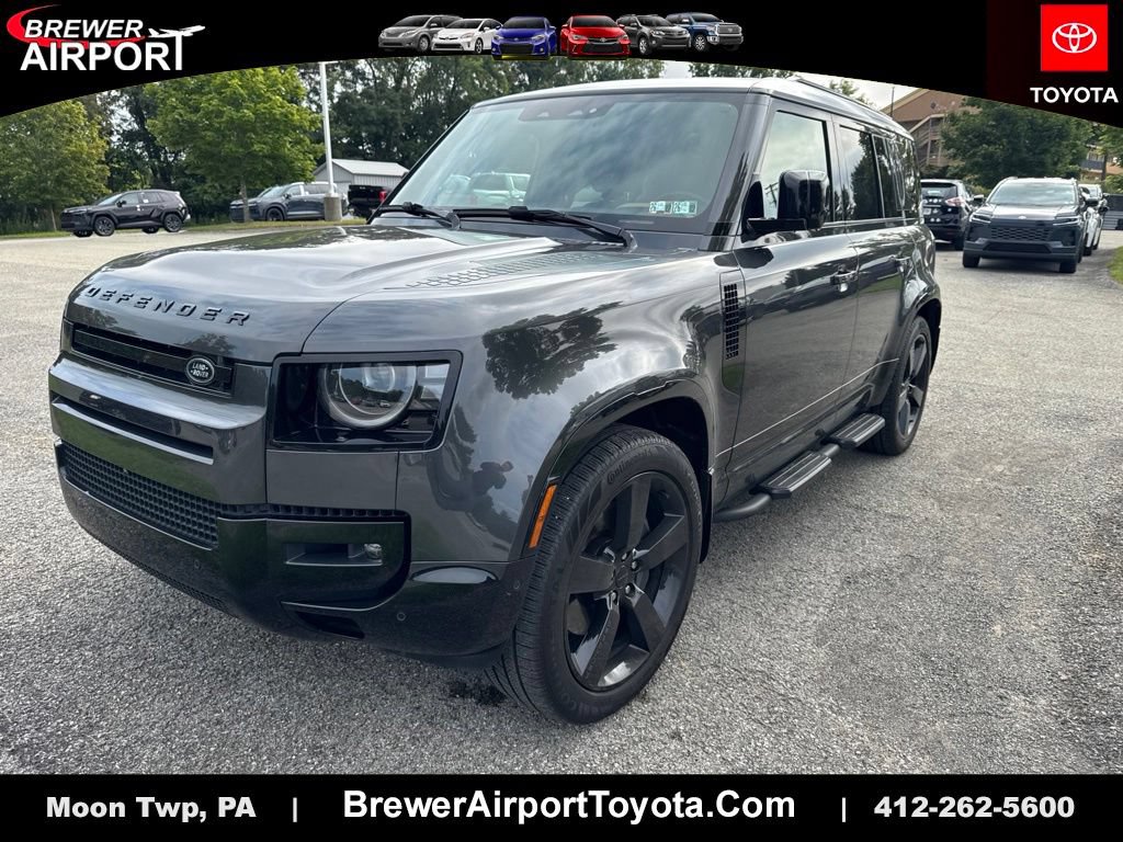 Used 2026 Land Rover Defender 110 X-Dynamic SE AWD/4WD image 1