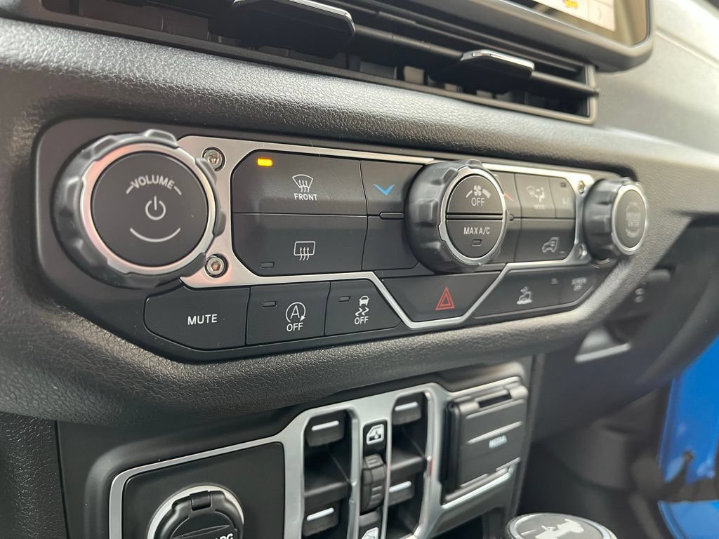 New 2026 Jeep Wrangler Unlimited Sport AWD/4WD image 31