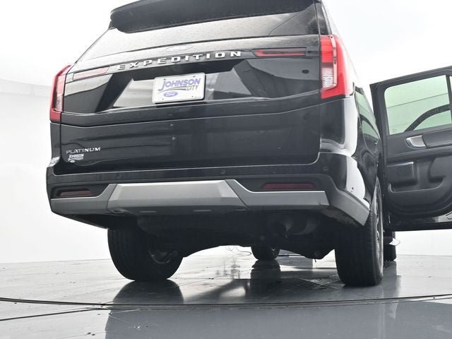 Used 2025 Ford Expedition Platinum AWD/4WD image 45