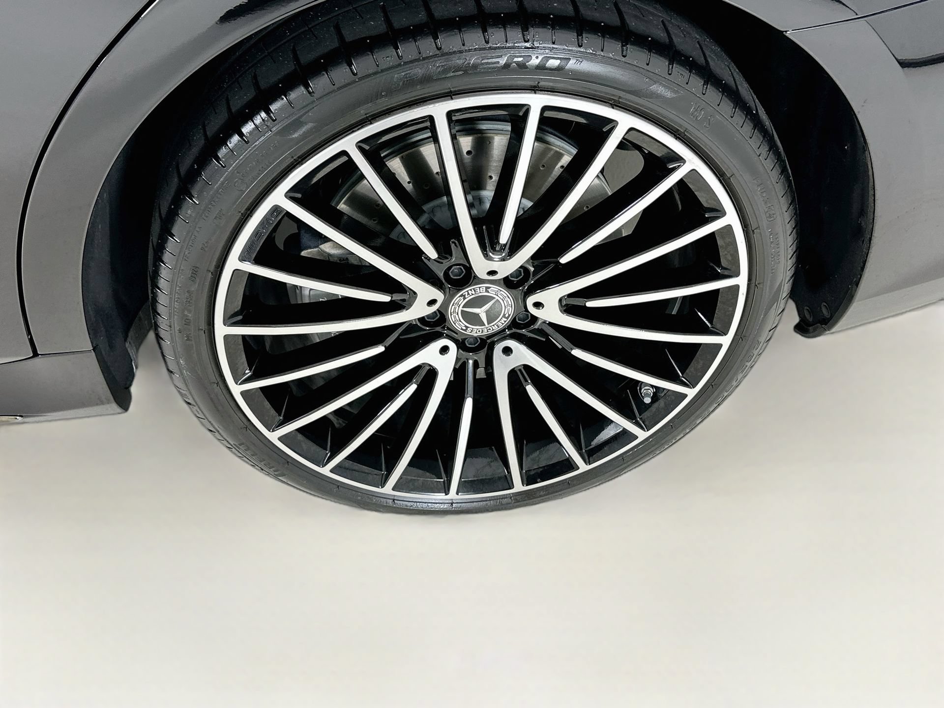 Certified 2024 Mercedes-Benz S 580 4MATIC Sedan image 33