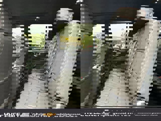 Used 2024 Chevrolet Suburban RST w/ Luxury Package image 33