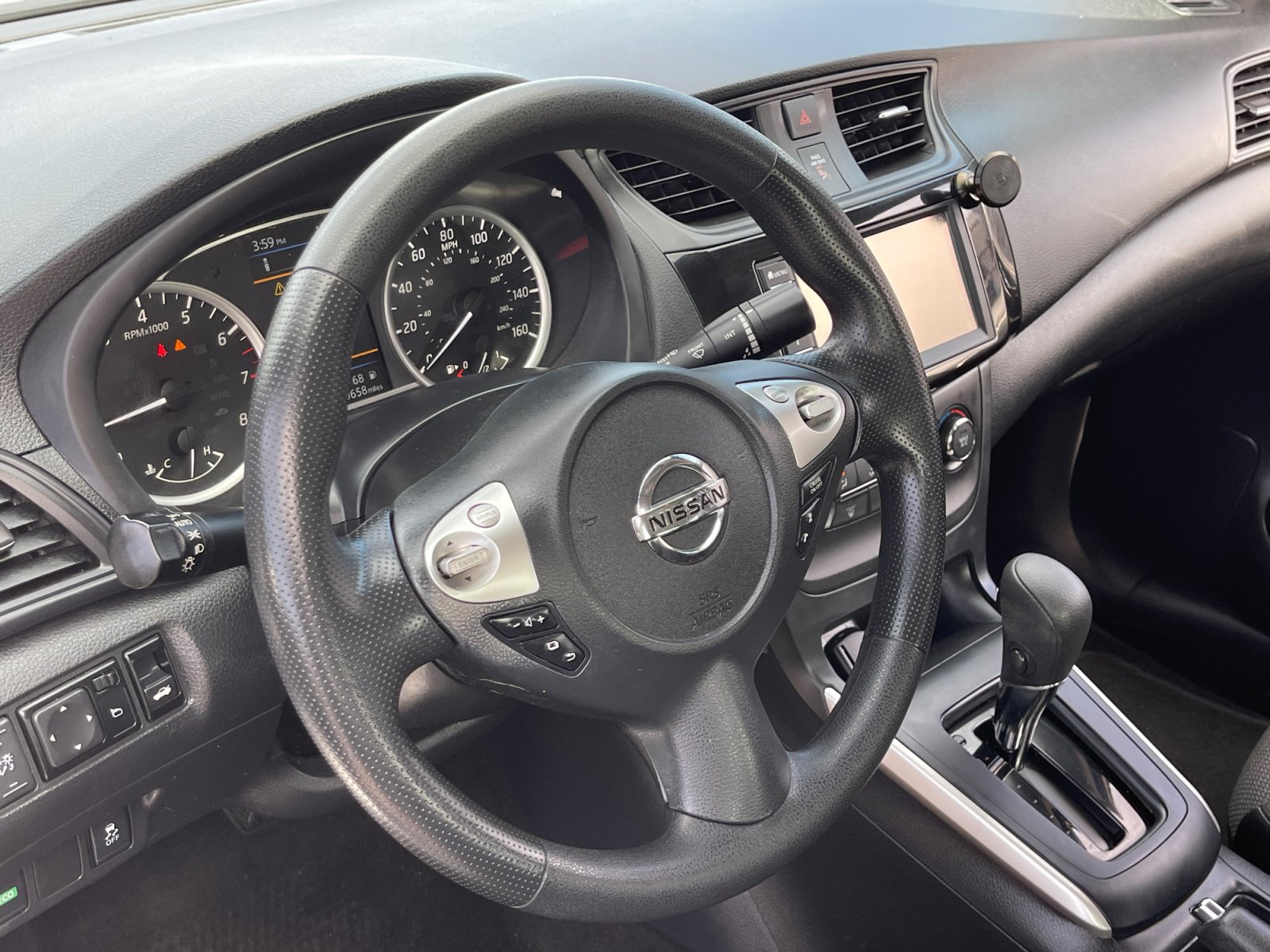 Used 2019 Nissan Sentra S FWD image 9