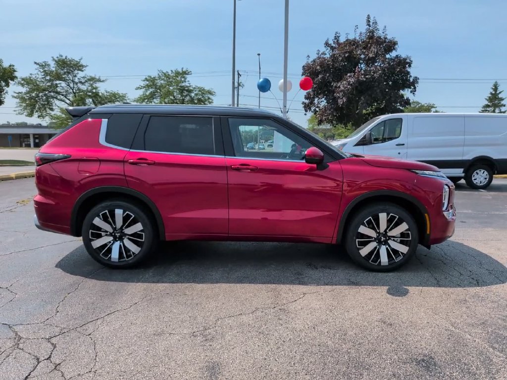 New 2026 Mitsubishi Outlander SEL AWD/4WD image 3