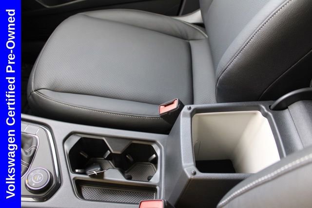 Used 2025 Volkswagen Taos S image 40