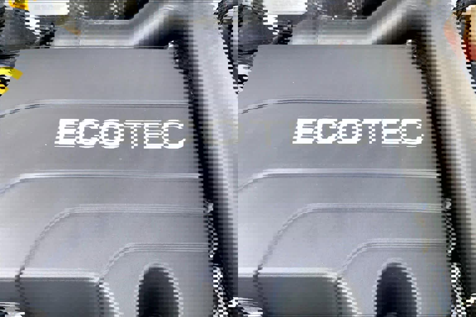 Used 2022 GMC Terrain SLT image 29