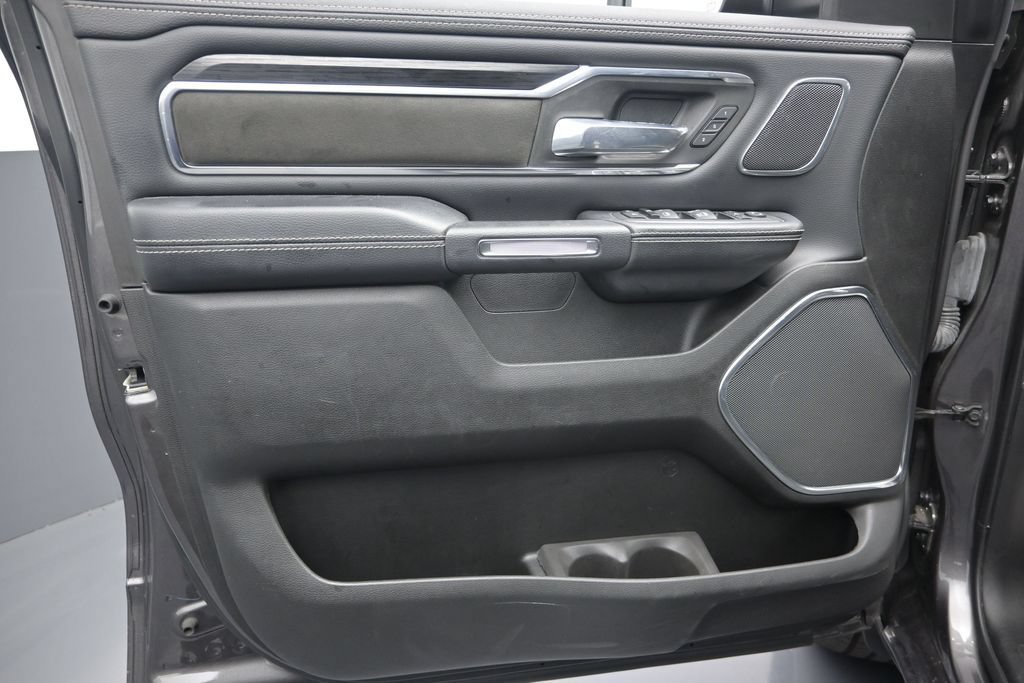 Used 2024 RAM 1500 Laramie RWD image 12