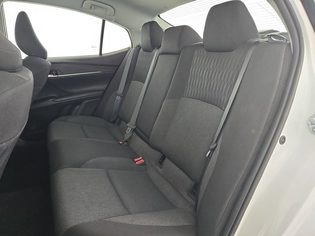 Used 2025 Toyota Camry LE FWD image 30