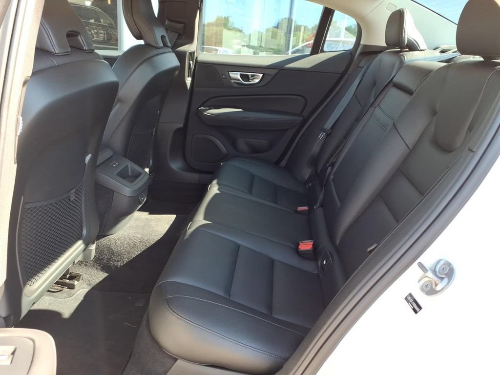 Certified 2025 Volvo S60 B5 Core FWD image 8