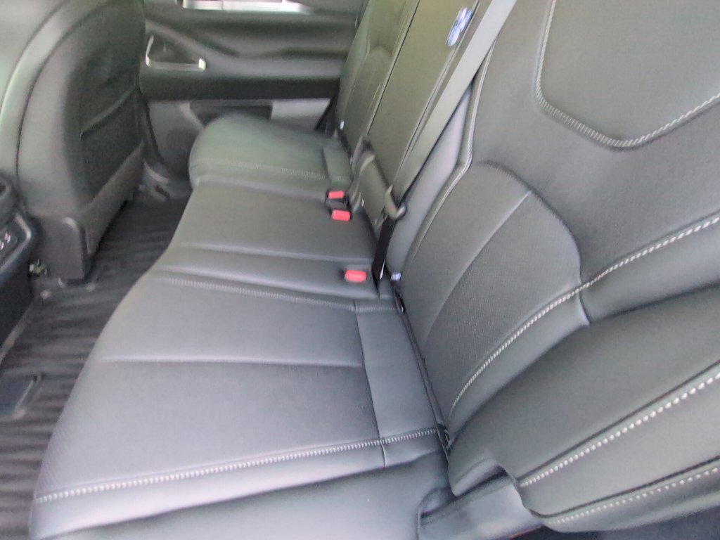 New 2027 INFINITI QX60 Luxe w/ Cargo Package AWD/4WD image 19