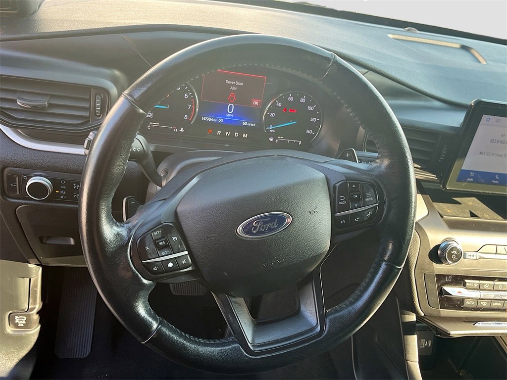 Used 2020 Ford Explorer XLT image 11