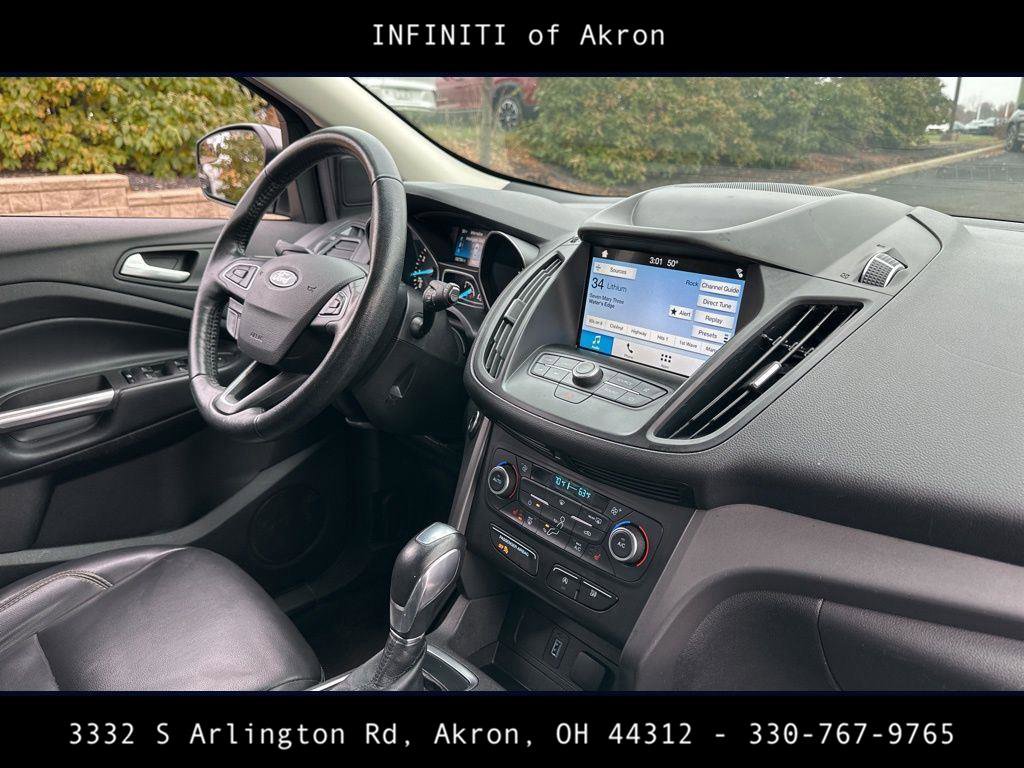 Used 2019 Ford Escape SEL image 25