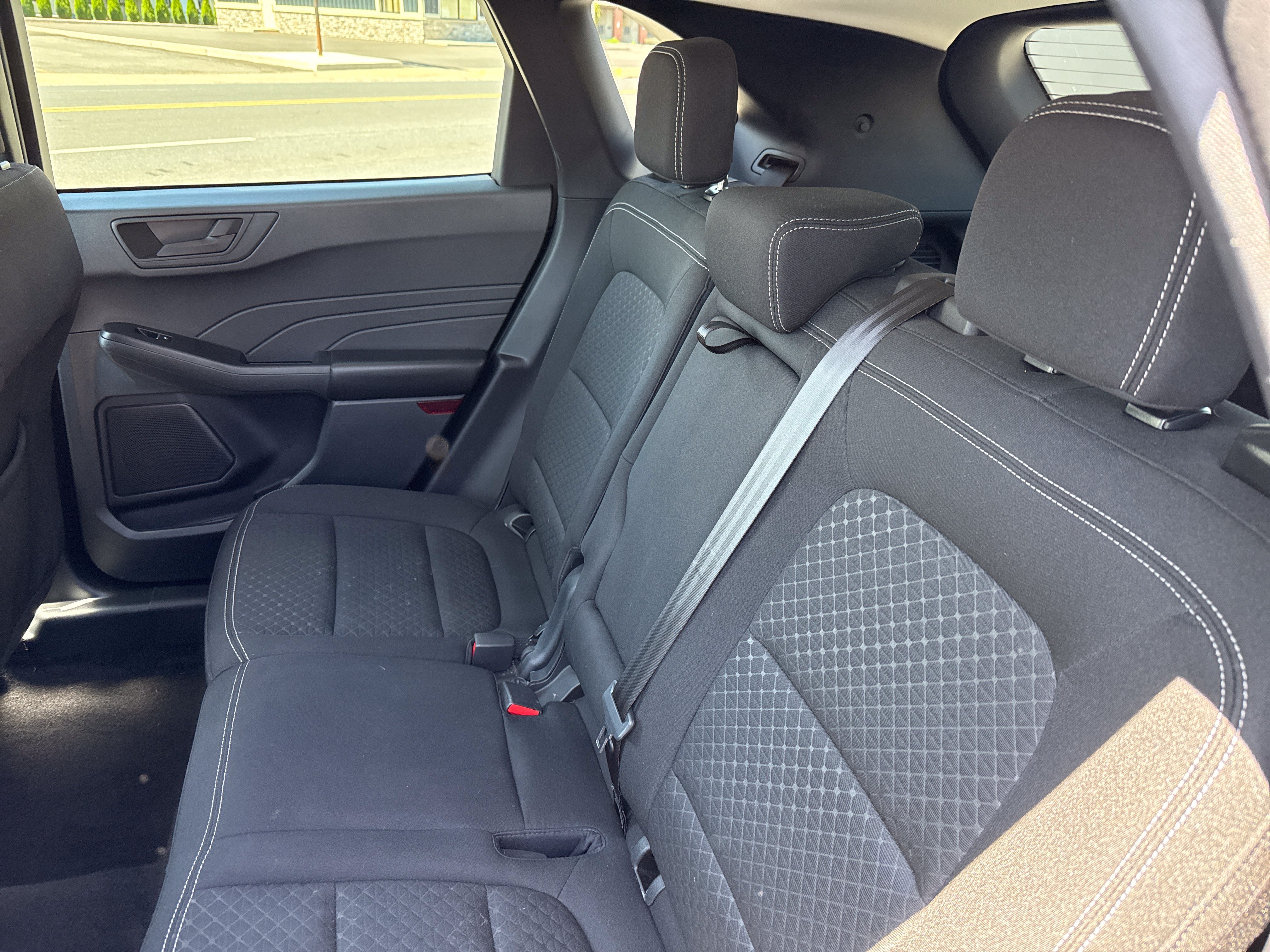 Used 2025 Ford Escape Active AWD/4WD image 13