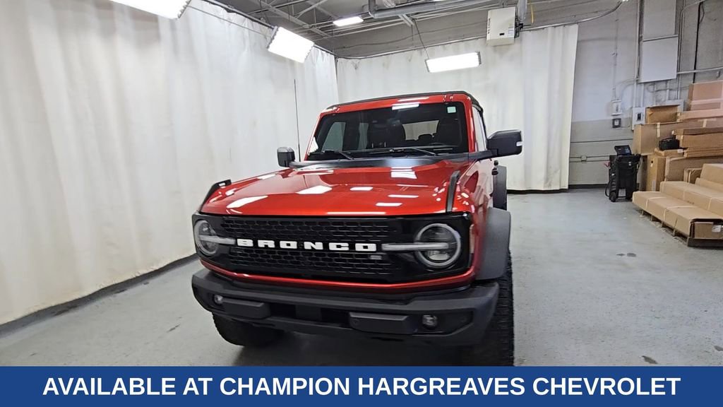 Used 2022 Ford Bronco Wildtrak image 3