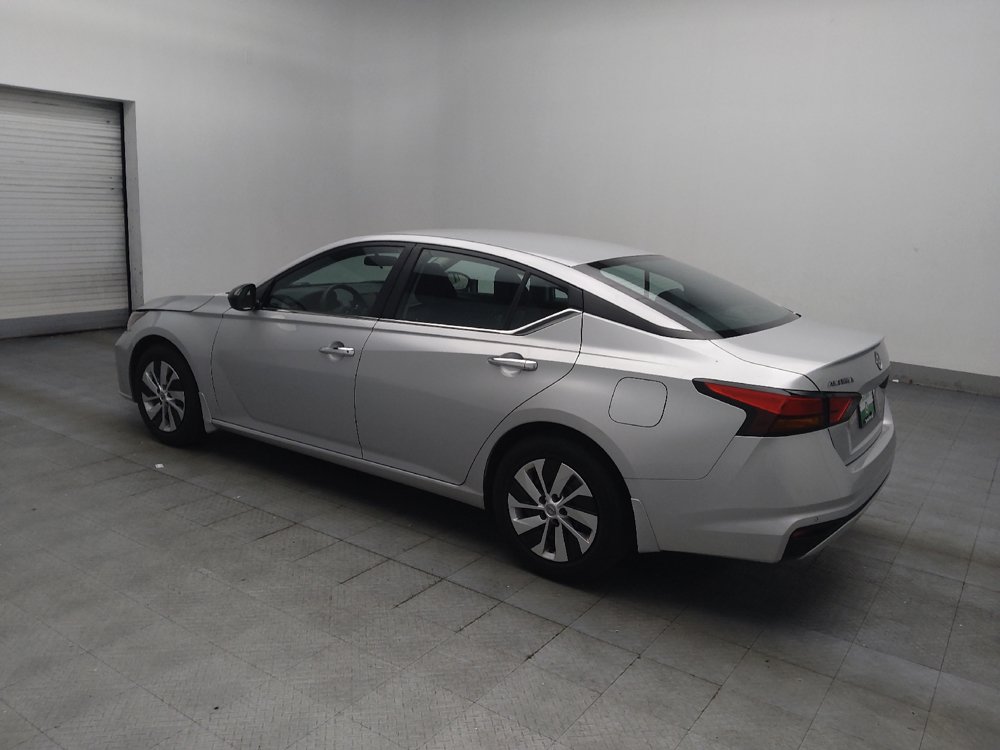Used 2024 Nissan Altima 2.5 S FWD image 3