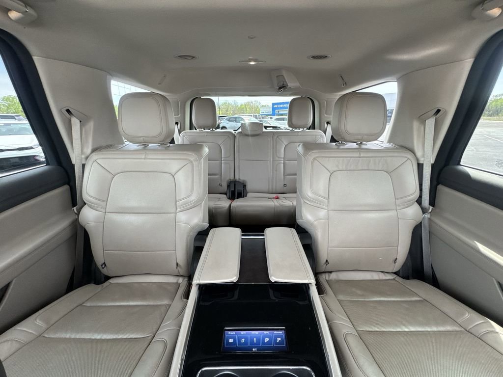 Used 2023 Lincoln Navigator Reserve image 23