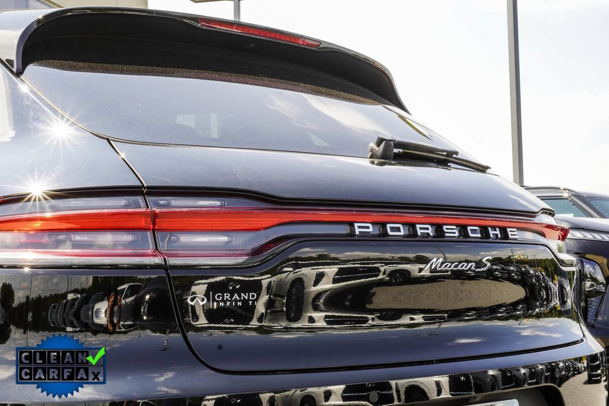 Used 2021 Porsche Macan S AWD/4WD image 12