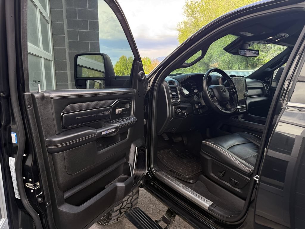 Used 2023 RAM 2500 Limited AWD/4WD image 31