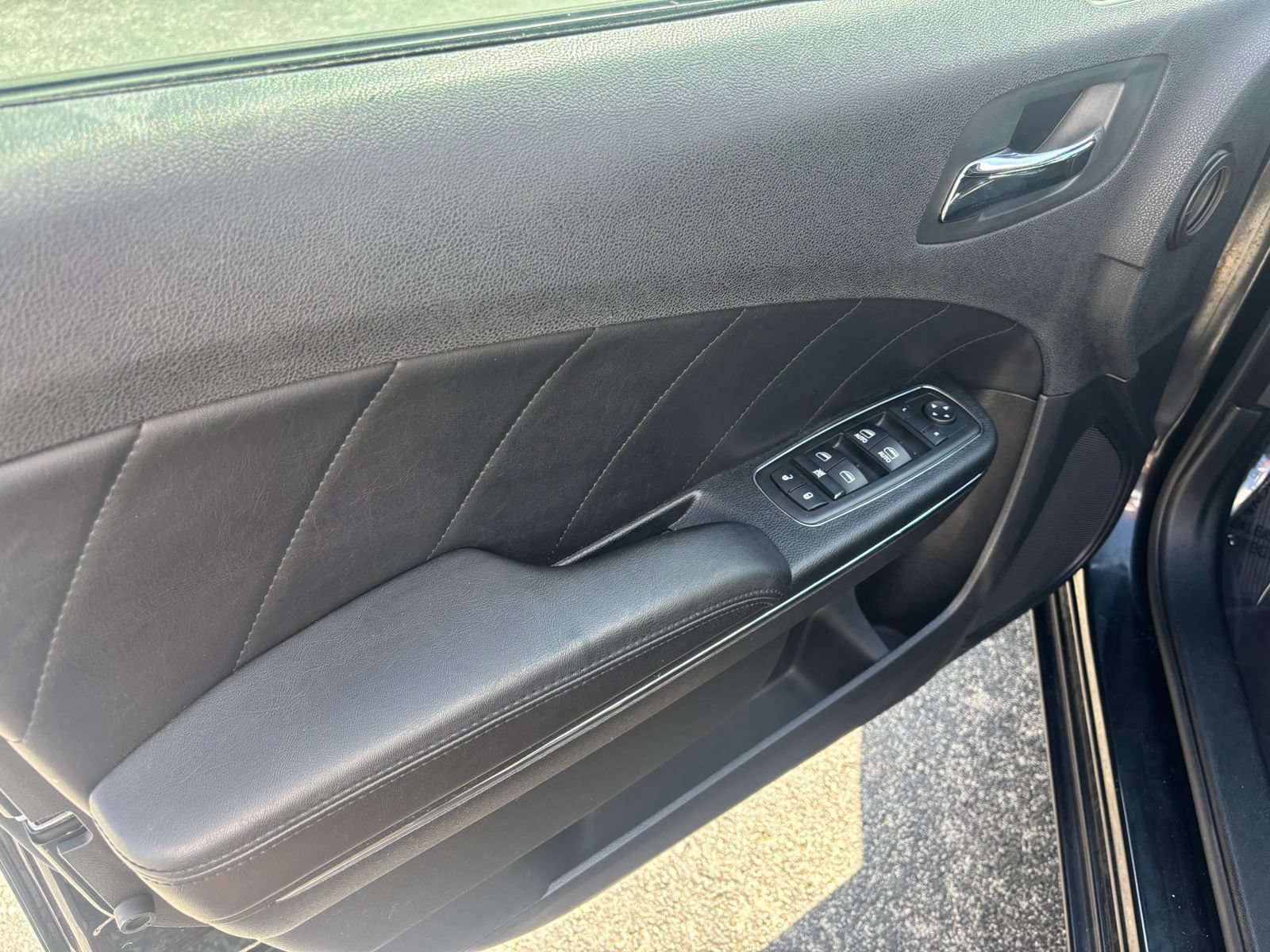 Used 2013 Dodge Charger R/T RWD image 21