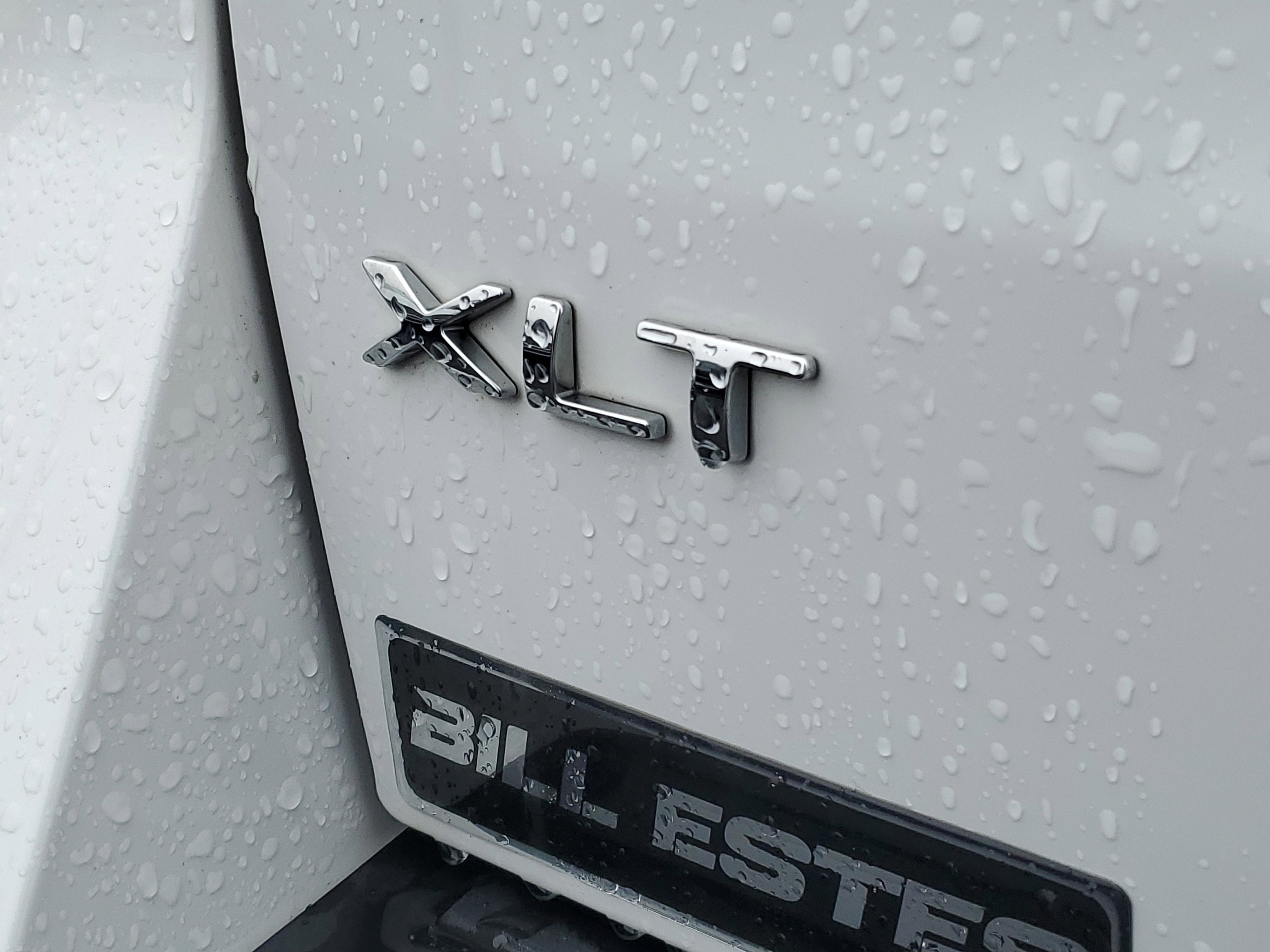 Used 2023 Ford Expedition Max XLT image 6