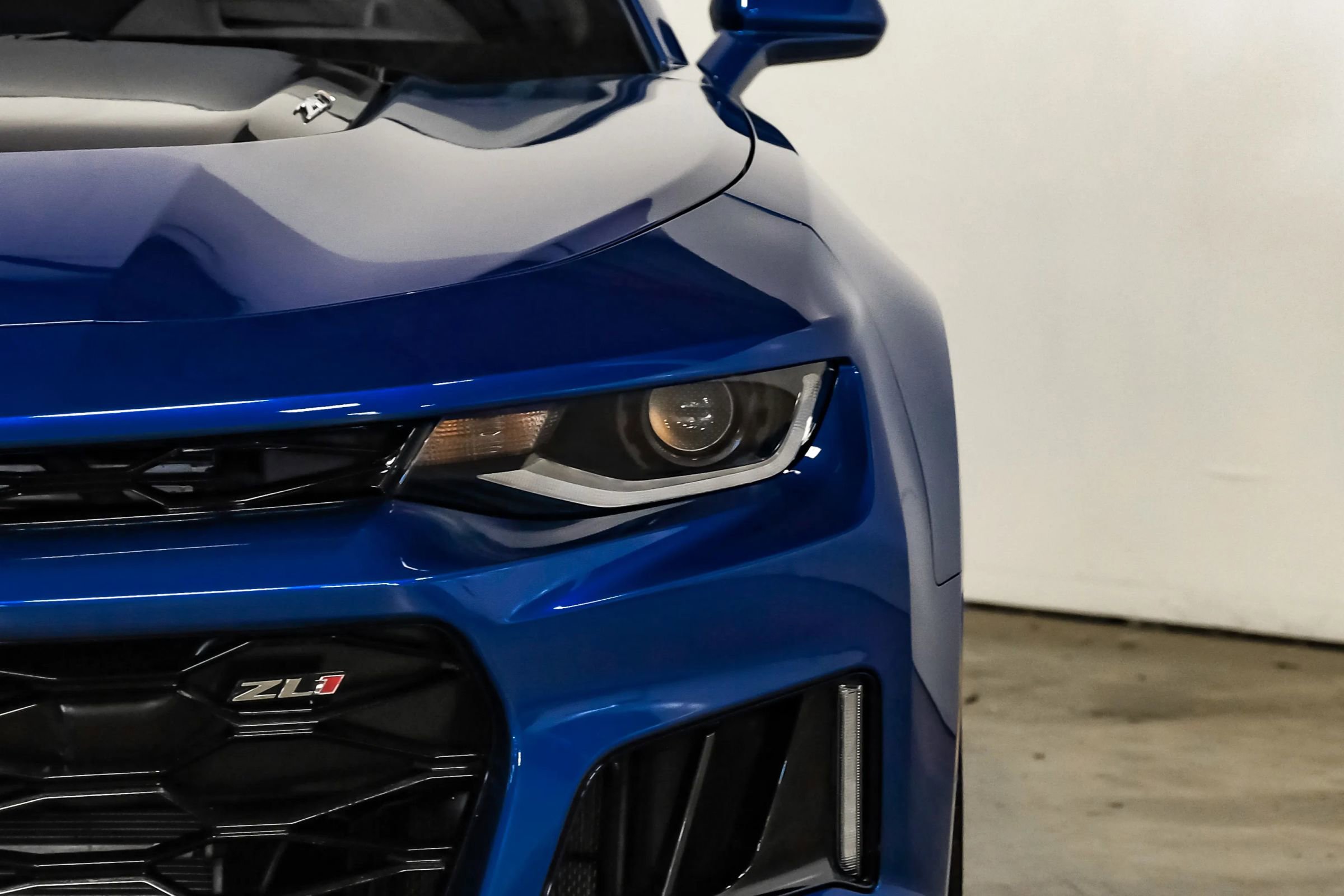 Used 2018 Chevrolet Camaro ZL1 image 30