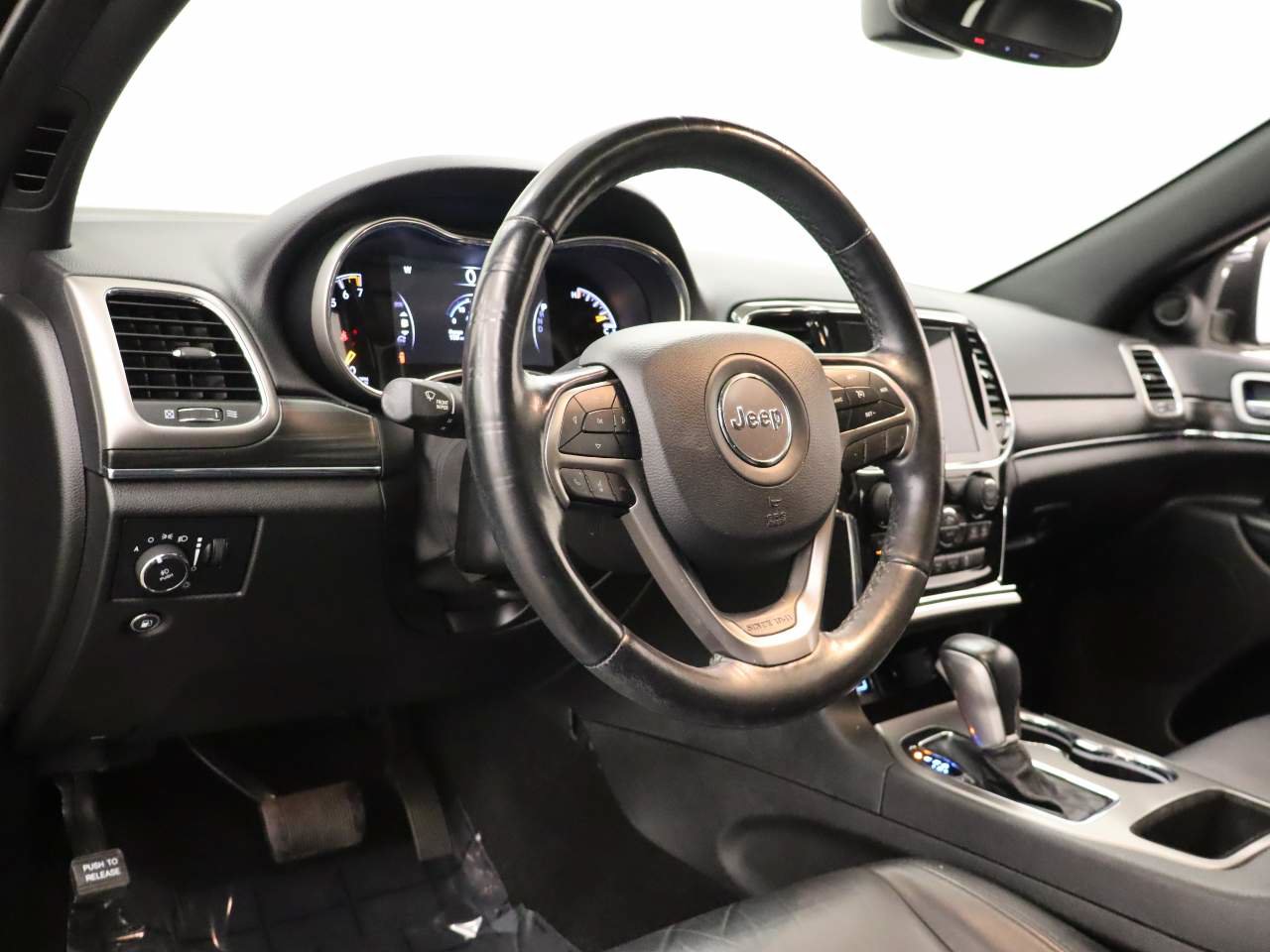 Used 2021 Jeep Grand Cherokee Limited RWD image 14
