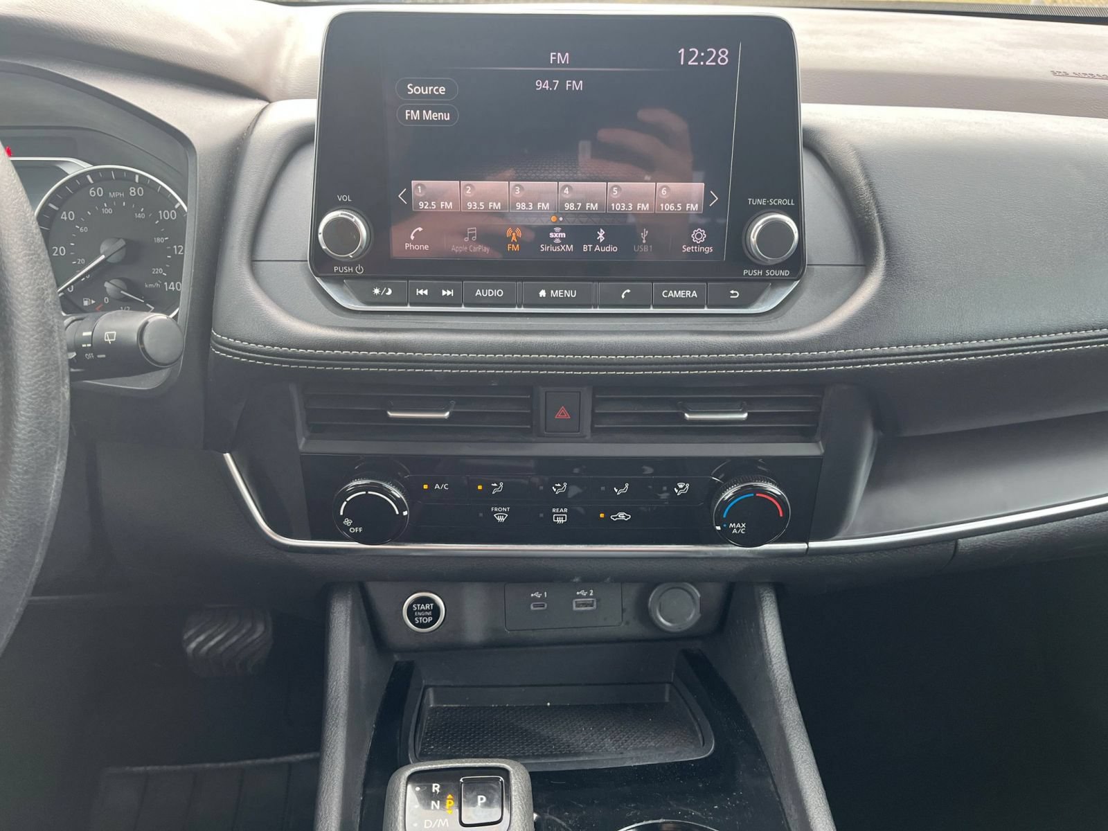 Used 2023 Nissan Rogue S FWD image 14