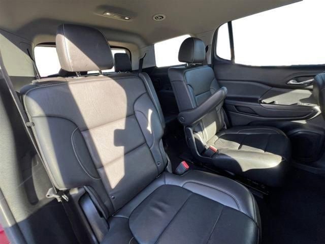 Used 2023 GMC Acadia SLT image 25