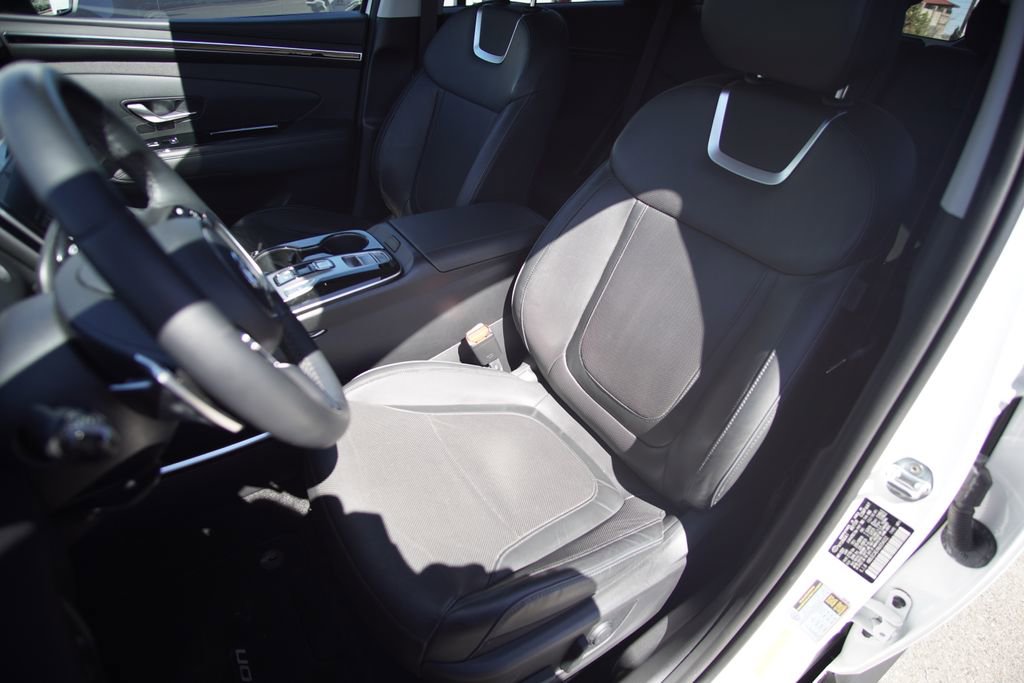 Used 2022 Hyundai Tucson Limited image 19