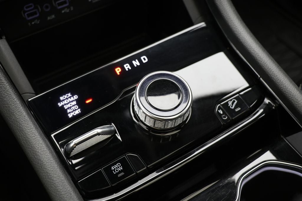 Used 2023 Jeep Grand Cherokee 4WD 4xe image 25