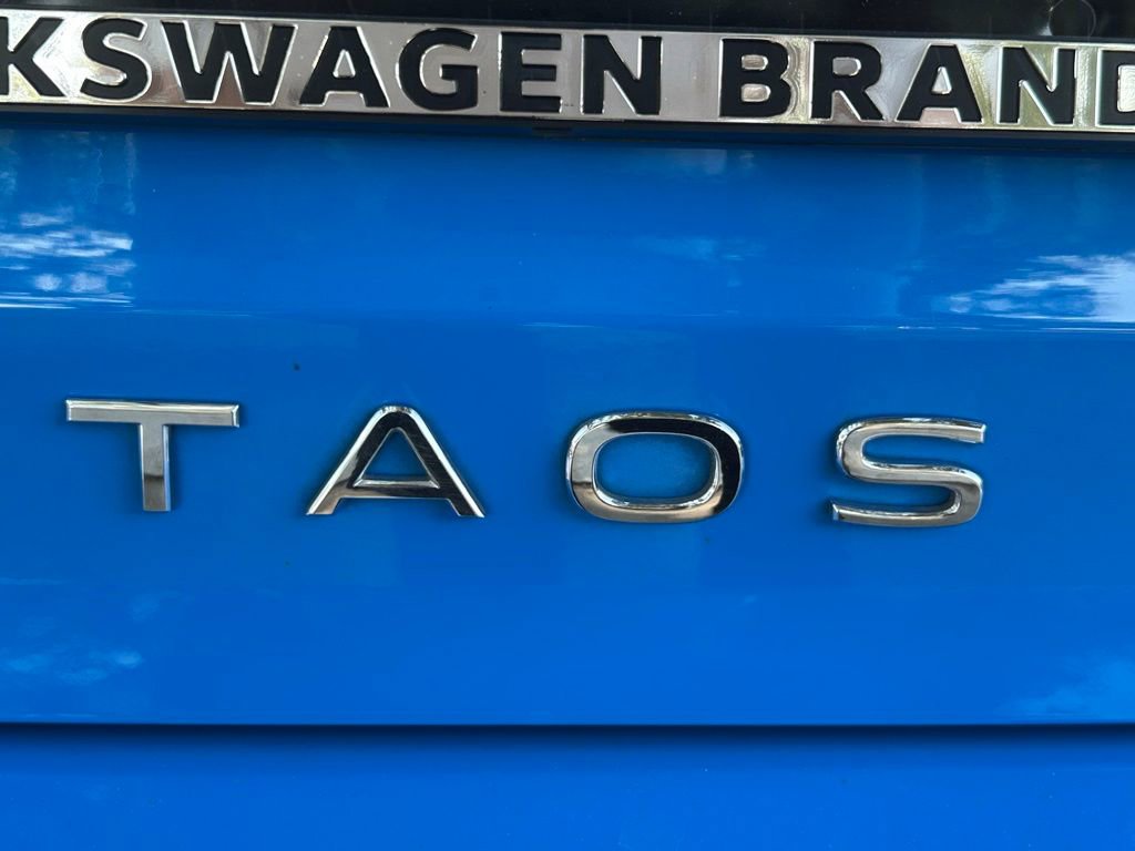 Certified 2023 Volkswagen Taos SE FWD image 51