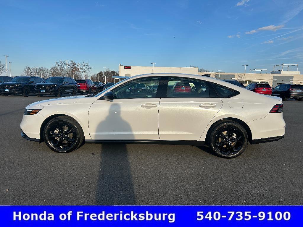 Certified 2025 Honda Accord SE image 3