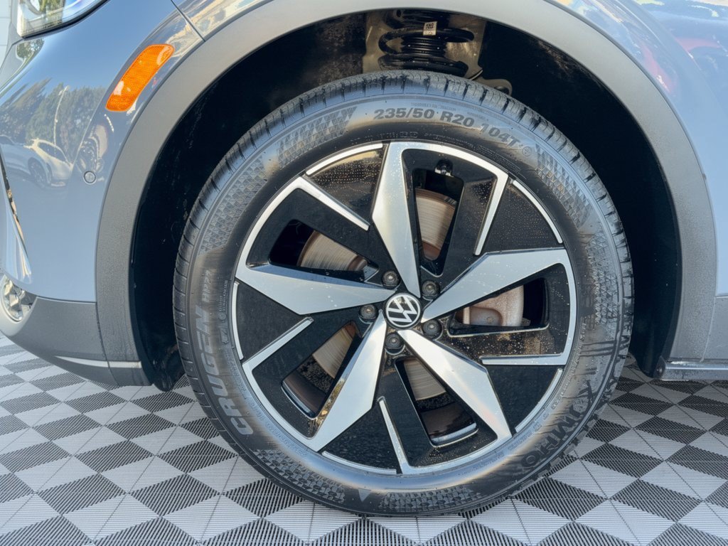 Used 2023 Volkswagen ID.4 Pro S AWD/4WD image 13