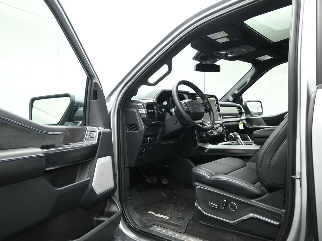 New 2025 Ford F150 Platinum w/ Equipment Group 702A High image 8