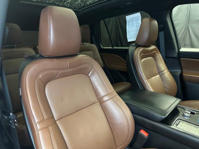 Used 2023 Lincoln Aviator Reserve w/ Equipment Group 201A AWD/4WD image 15