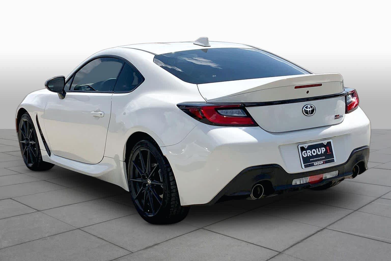 Used 2026 Toyota GR86 Premium RWD image 10