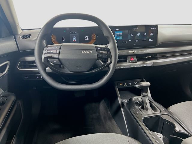 Certified 2025 Kia K4 FWD image 21