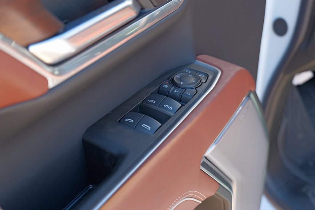 New 2026 GMC Sierra 2500 Denali Ultimate w/ Max Trailering Package image 18