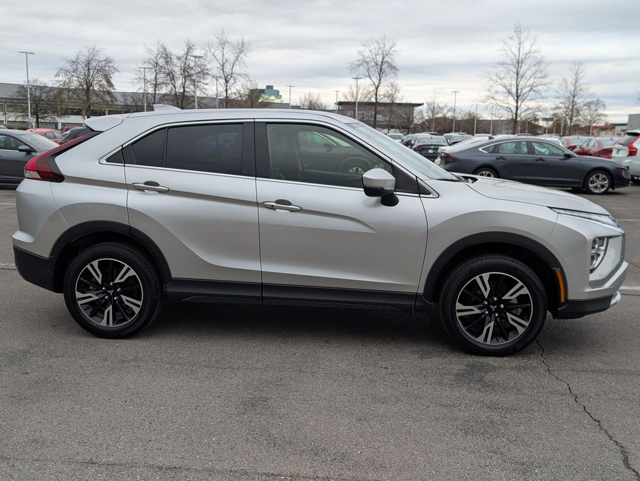 Used 2024 Mitsubishi Eclipse Cross SE image 8