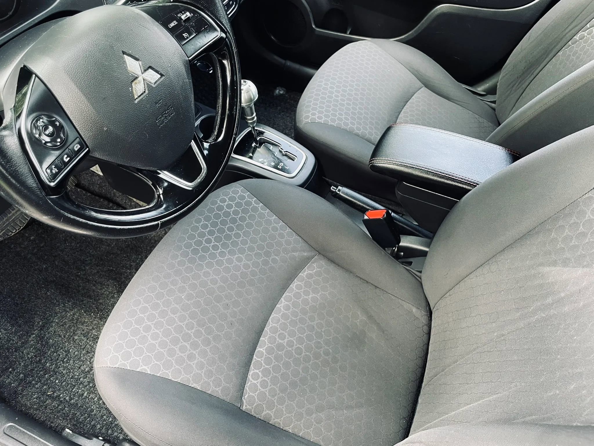 Used 2019 Mitsubishi Mirage SE FWD image 9