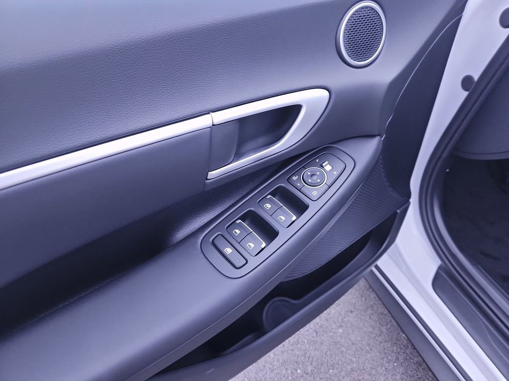 New 2026 Hyundai Sonata Blue FWD image 13