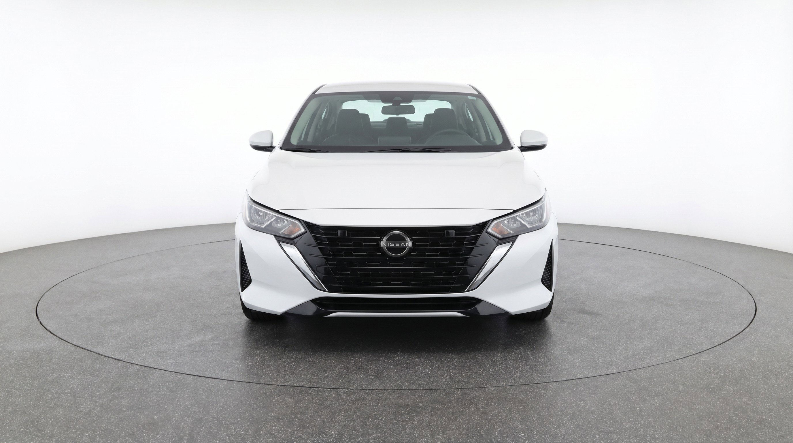 Used 2025 Nissan Sentra SV image 2