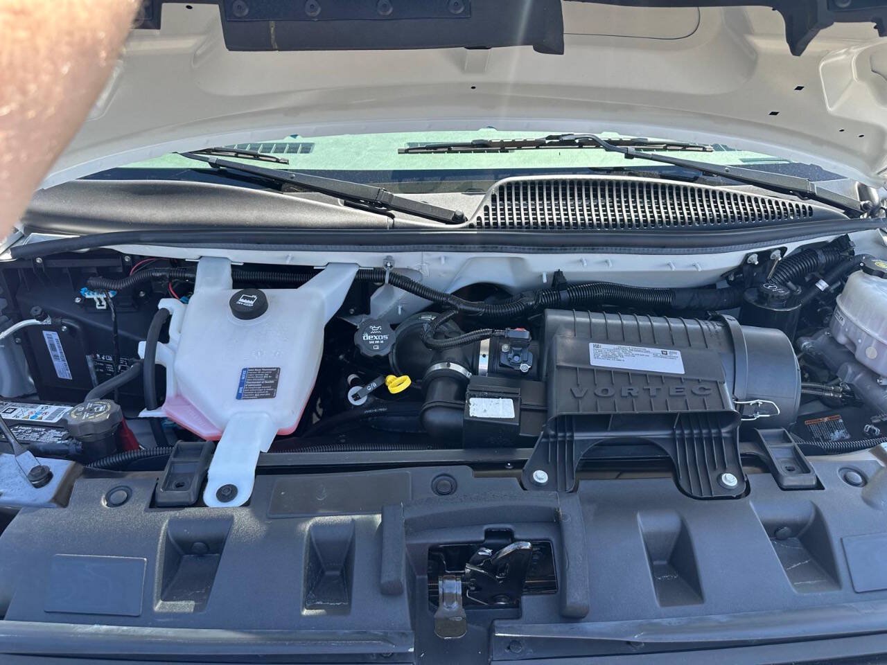 Used 2019 GMC Savana 3500 Extended w/ Driver Convenience Package RWD image 17