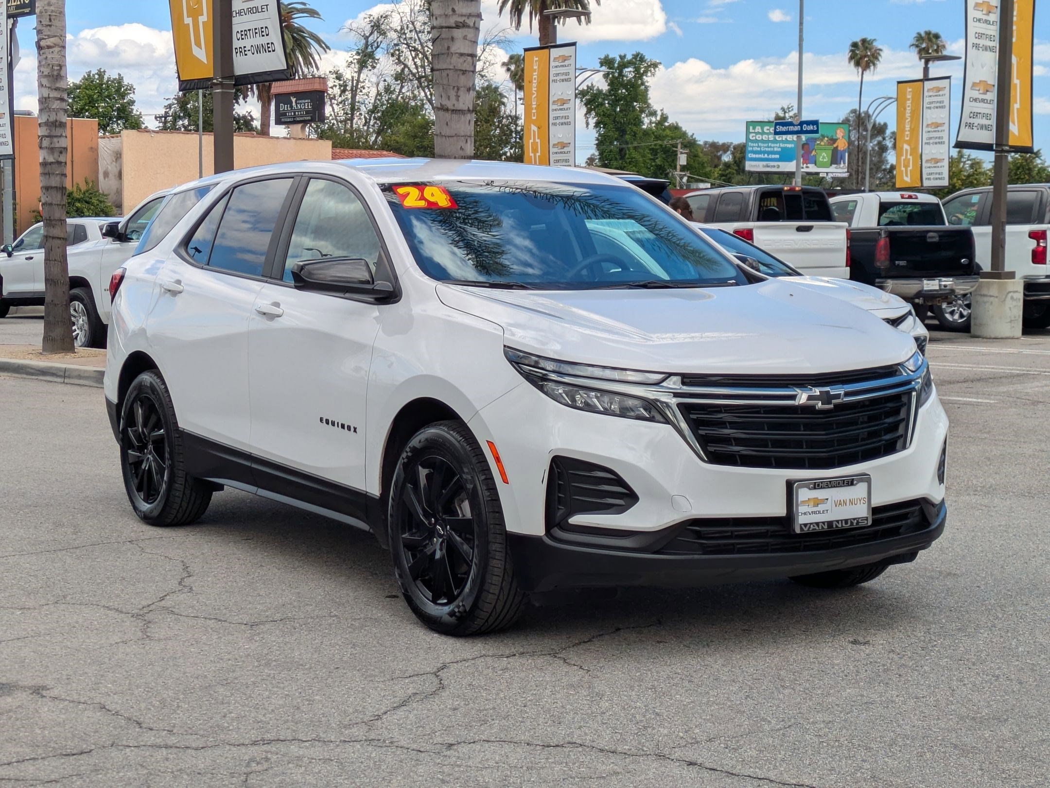 Certified 2024 Chevrolet Equinox LS w/ Sport Edition image 3