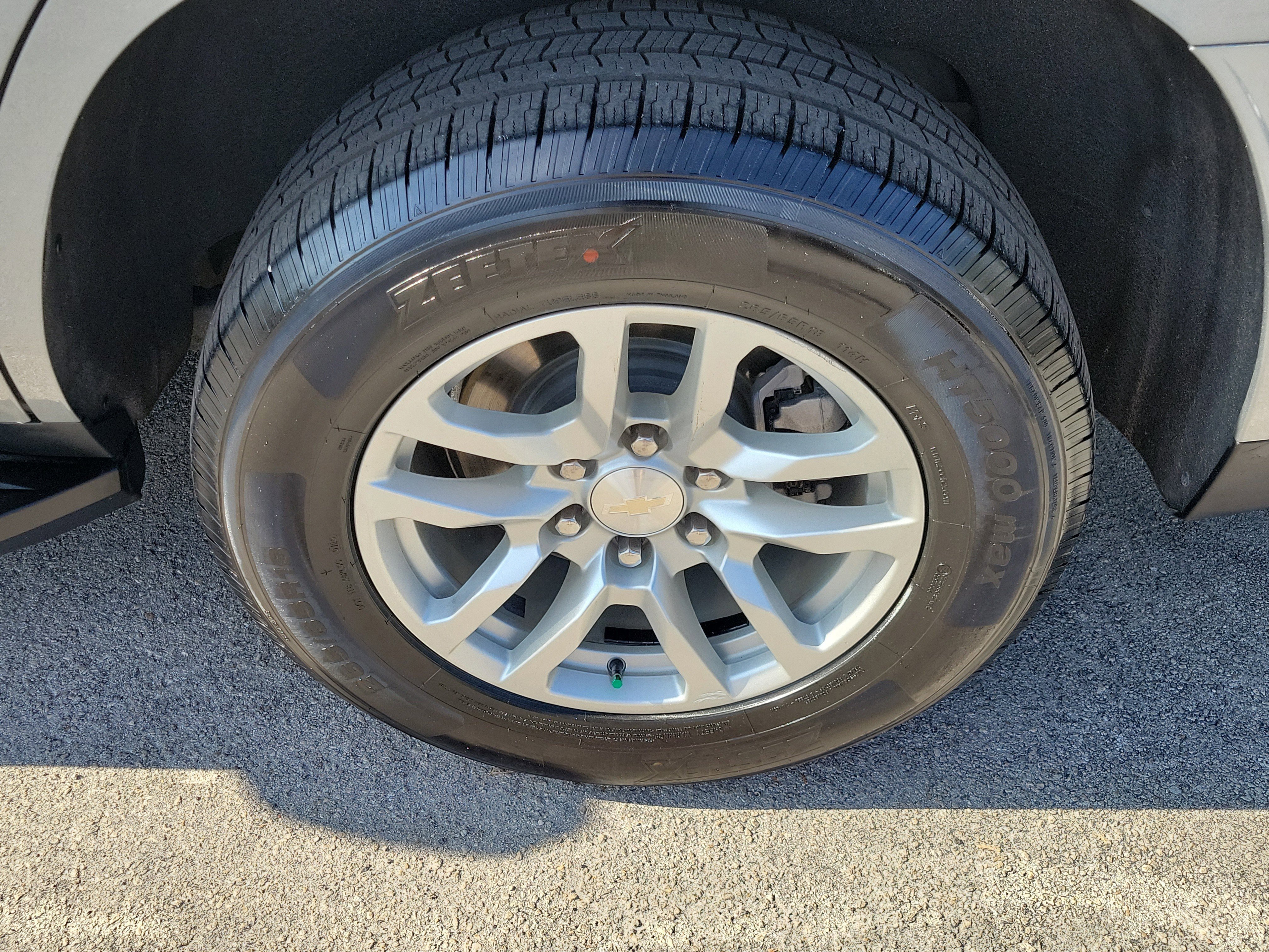 Used 2023 Chevrolet Tahoe LT image 9