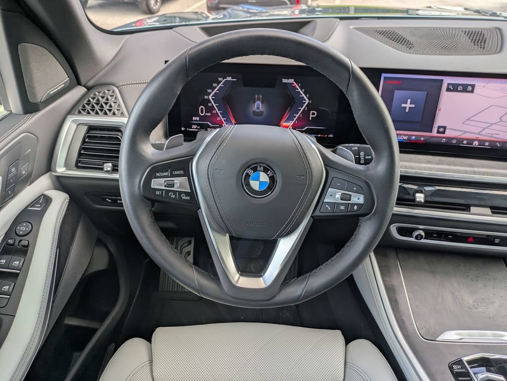 Used 2025 BMW X5 sDrive40i w/ Climate Comfort Package RWD image 10