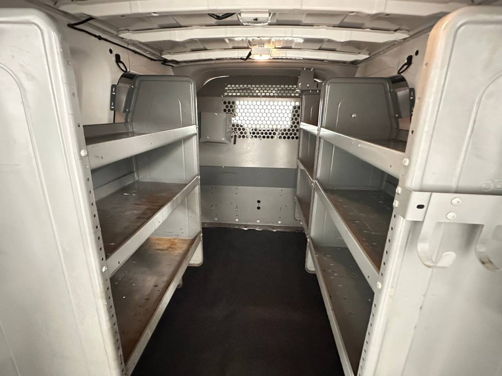 Used 2020 Nissan NV200 SV image 12