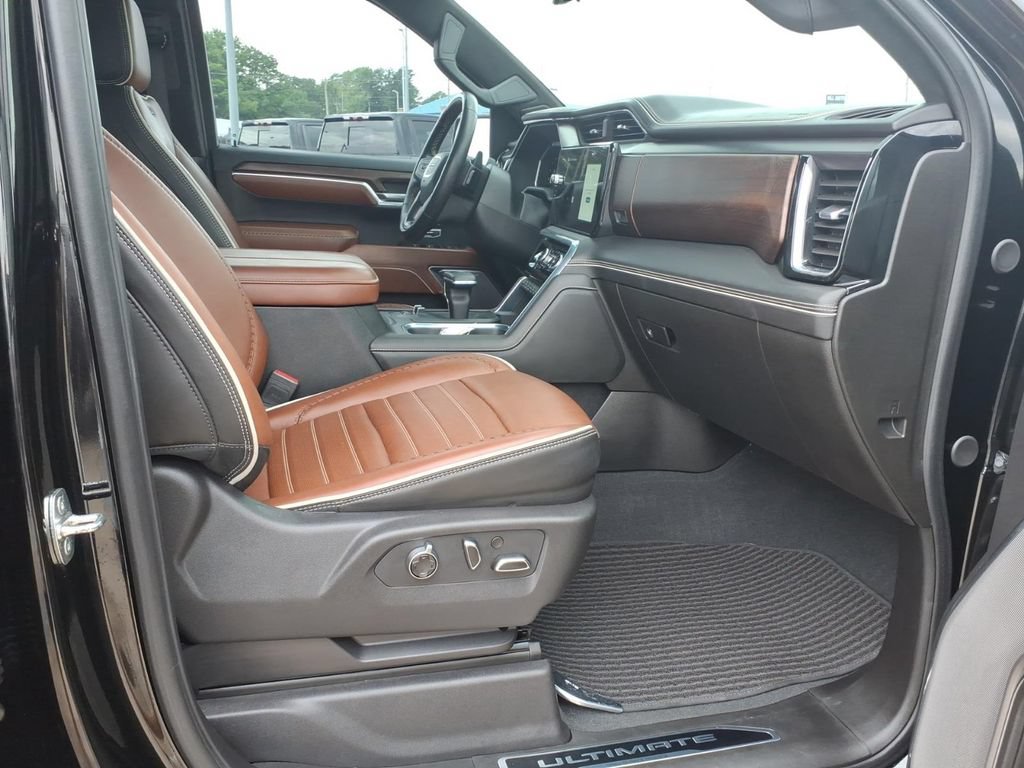 Used 2024 GMC Sierra 1500 Denali Ultimate AWD/4WD image 12